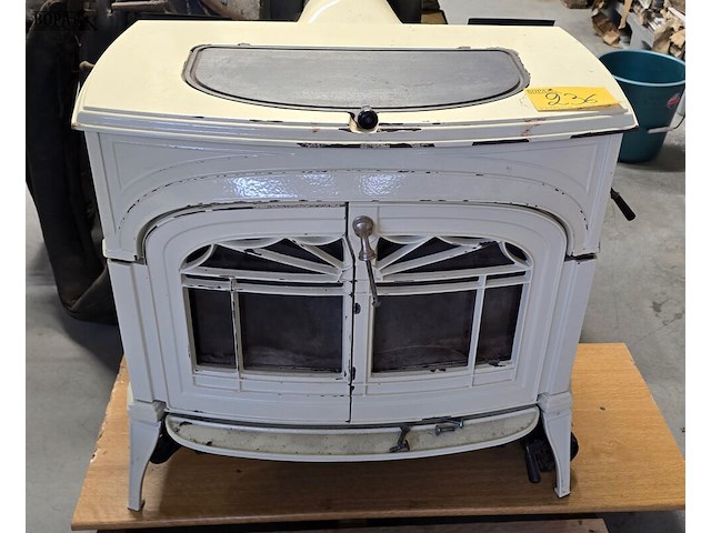 Lot 236 - allesbrander encore in gietijzer - afbeelding 1 van  5