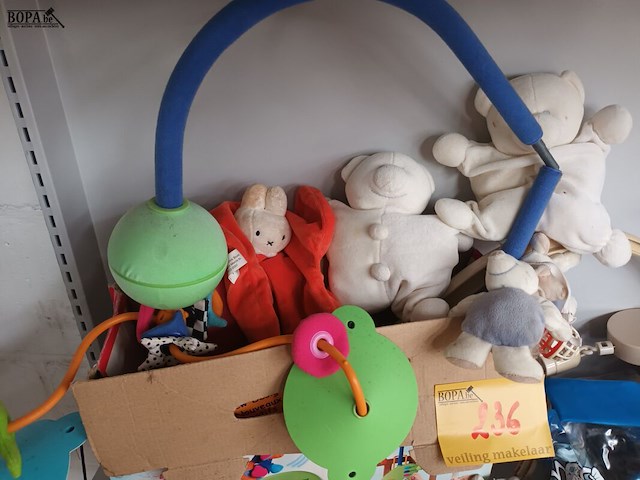 Lot 236 - babyspeelgoed - afbeelding 4 van  4