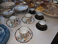 Lot 236 - chinese decoratie en servies. 70 stuks - afbeelding 3 van  6