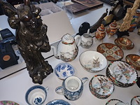 Lot 236 - chinese decoratie en servies. 70 stuks - afbeelding 4 van  6