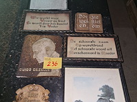 Lot 236 - decoratie. 7 stuks - afbeelding 1 van  1