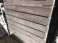 Lot 236 - houten kist met houtrestanten. 2 stuks - afbeelding 2 van  4