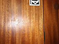 Lot 236 - vintage kleerkast met 4 deuren - afbeelding 2 van  5