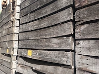 Lot 237 - houten kist met houtrestanten. 5 stuks