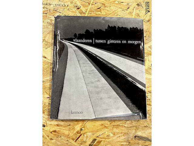 Lot 237 - vlaanderen /tussen gisteren en morgen - afbeelding 1 van  6