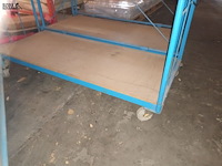 Lot 238 - blauwe transportkar - afbeelding 2 van  2
