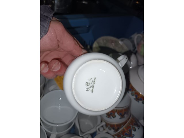 Lot 238 - divers koffieservies - afbeelding 4 van  5