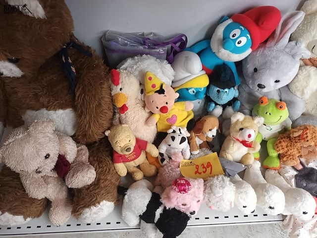 Lot 239 - knuffels - afbeelding 1 van  4