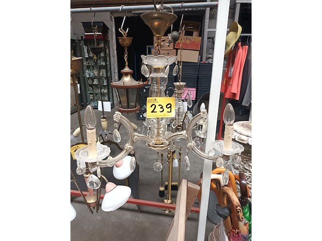 Lot 239 - kristallen luster - afbeelding 1 van  3