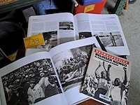Lot 239 - lot boeken belgisch congo / samenwerking equador in fotoboek - afbeelding 1 van  1