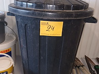 Lot 24 - afvalbak met deksel - afbeelding 1 van  3