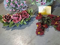 Lot 24 - bloemendecoratie binnen of buiten - 4 stuks