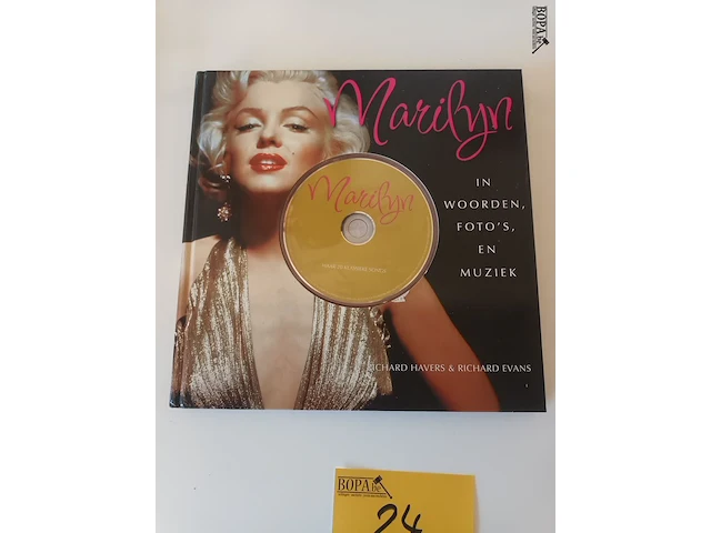 Lot 24 - boeken marilyn monroe. 2 stuks - afbeelding 2 van  6