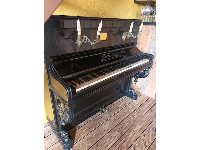 Lot 24 - buffetpiano berrens - afbeelding 2 van  4