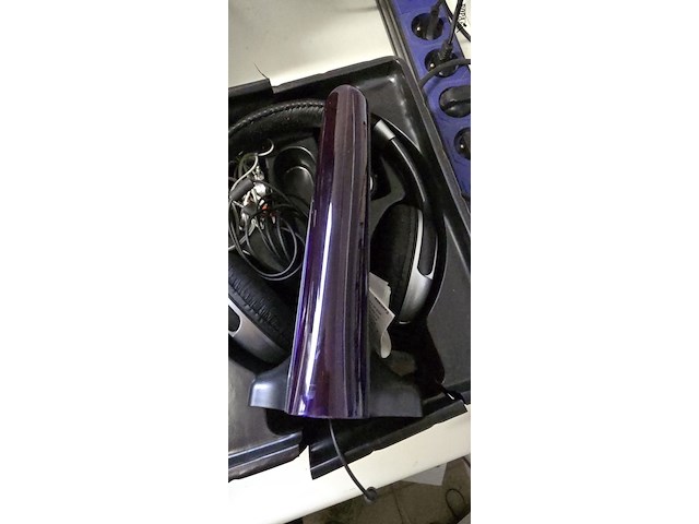 Lot 24 - draadloze koptelefoon - afbeelding 3 van  5