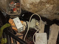 Lot 24 - elektrisch materiaal - afbeelding 3 van  4