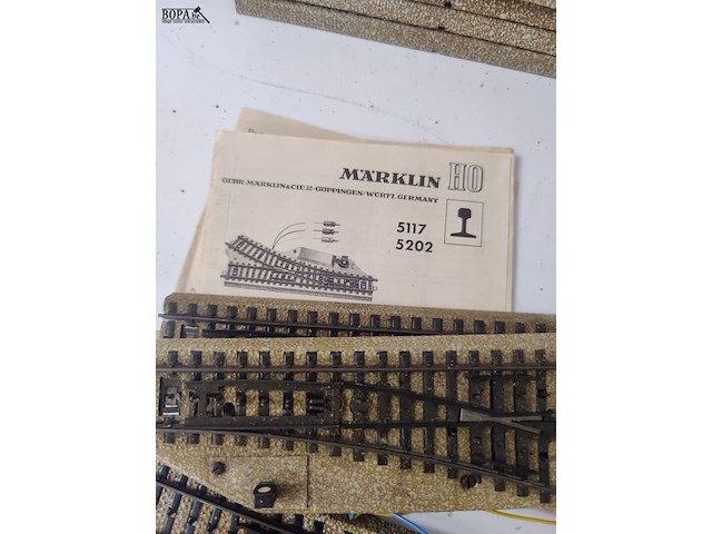 Lot 24 - elektrische wissels - 6 stuks - afbeelding 4 van  4