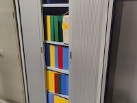 Lot 24 - metalen dossierkast - afbeelding 1 van  3