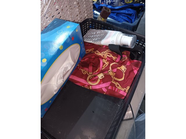 Lot 24 - persoonlijke verzorging - afbeelding 5 van  6