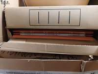 Lot 24 - ringmappen en hangmappen - afbeelding 2 van  4