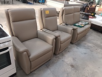 Lot 24 - salon met relaxen