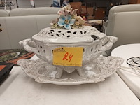 Lot 24 - soepterrine - afbeelding 2 van  5