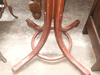 Lot 24 - staande kapstok - afbeelding 3 van  3