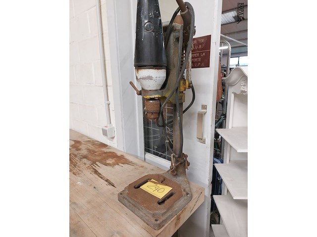 Lot 240 - metabo kolomboormachine - afbeelding 1 van  3
