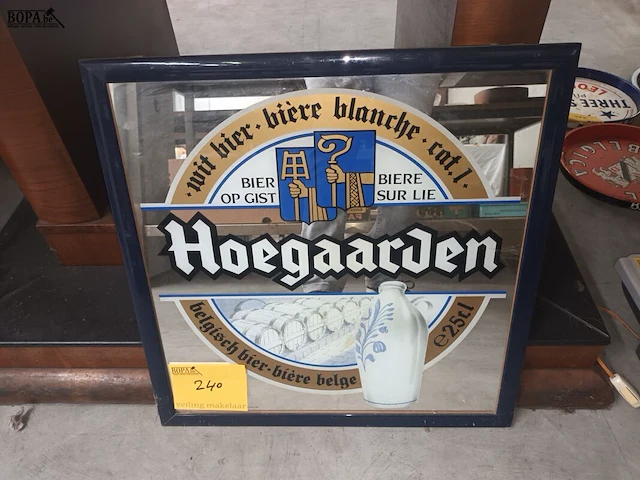 Lot 240 - reclame spiegel hoegaarden - afbeelding 1 van  4