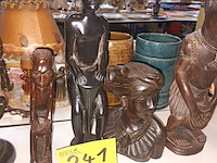 Lot 241 - afrikaanse beelden. 5 stuks - afbeelding 3 van  4