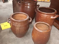 Lot 241 - antieke grespotten. 4 stuks