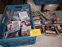 Lot 241 - muziek cd’s - afbeelding 1 van  4
