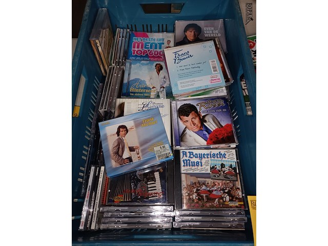 Lot 241 - muziek cd’s - afbeelding 2 van  4
