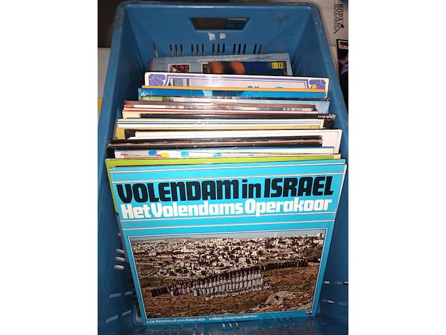 Lot 242 - lp’s en singles. 104 stuks - afbeelding 4 van  5