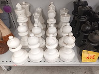 Lot 242 - schaakspel zonder speelmat - afbeelding 3 van  4