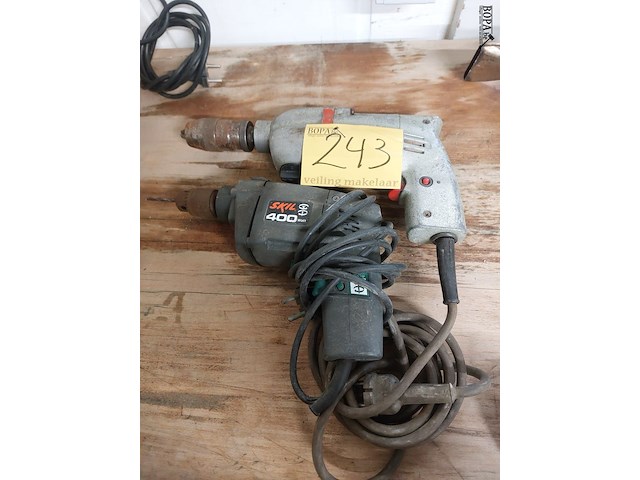Lot 243 - boormachine, 2 stuks - afbeelding 1 van  1