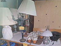 Lot 243 - decoratie en verlichting, 16 stuks - afbeelding 3 van  3