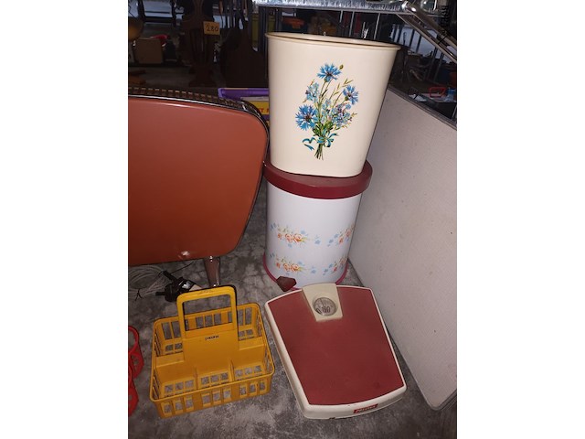 Lot 243 - retro huisraad. 10 stuks - afbeelding 2 van  5