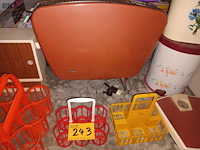 Lot 243 - retro huisraad. 10 stuks - afbeelding 3 van  5