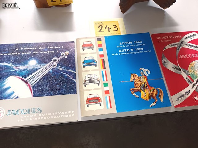 Lot 243 - verzamelboeken jacques. 3 stuks - afbeelding 1 van  4