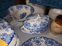 Lot 244 - huisraad en servies. 11 stuks - afbeelding 5 van  6