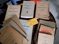 Lot 244 - lot oude boeken jaren 60 rechtsleer - afbeelding 1 van  1