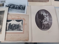 Lot 244 - oude foto’s en brieven. 14 stuks - afbeelding 4 van  6