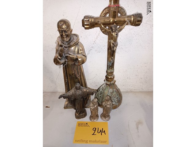 Lot 244 - religieuze deco in metaal. 5 stuks - afbeelding 1 van  4