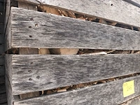 Lot 245 - houten kist met houtrestanten. 6 stuks - afbeelding 3 van  3
