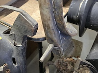 Lot 245 - oude paarden halsters en juk - afbeelding 5 van  5