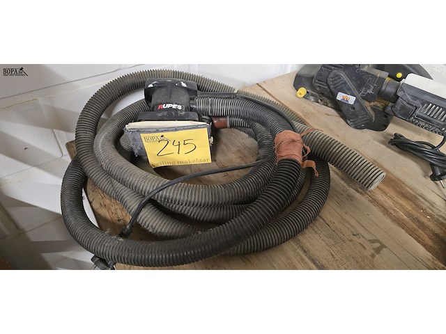 Lot 245 - schuurmachine met afzuigslang rupes - afbeelding 1 van  2
