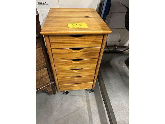 Lot 245 - vintage grenen ladenkastje 6 lades - afbeelding 1 van  1