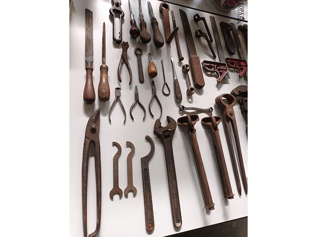 Lot 246 - antiek gereedschap. 48 stuks - afbeelding 4 van  5