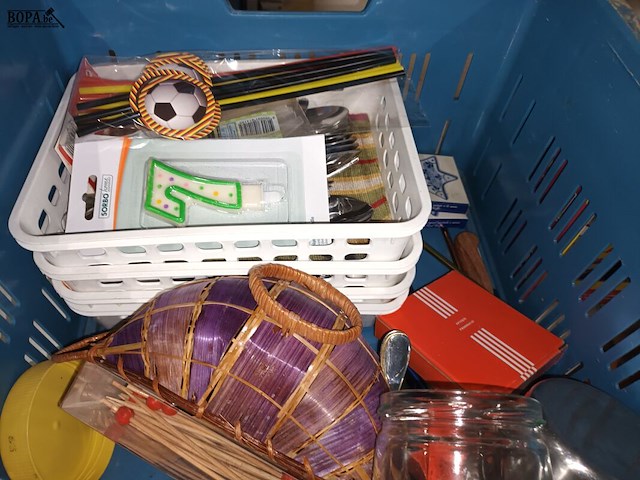 Lot 246 - keukengerei en bestek - afbeelding 4 van  6